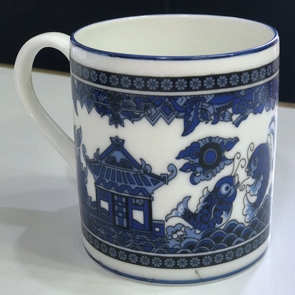 MARLBOROUGH BLUE WILLOW MUG